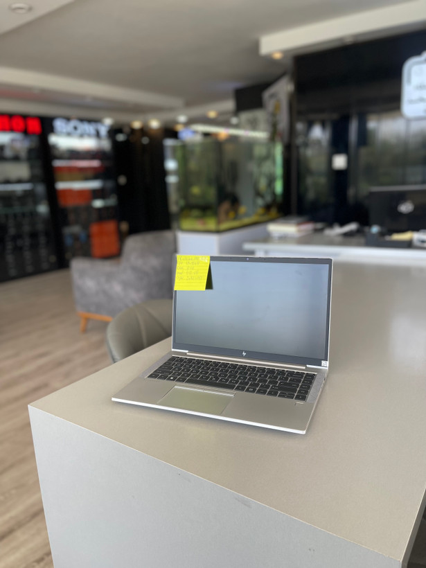 لپتاپ اچ پی الایت بوک۸۴۰ جی۷/i7-10610/8 GB/512 GB SSD/14"/Intel UHD