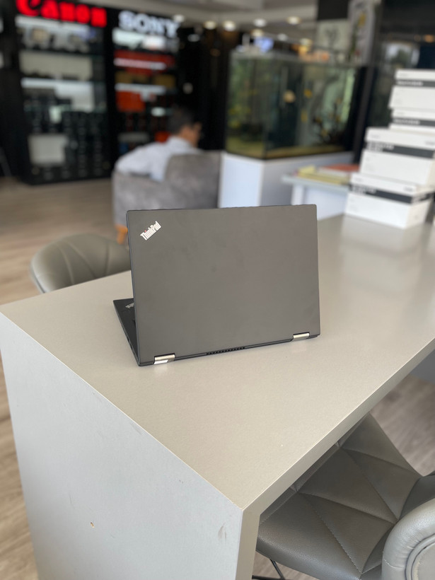 لپتاپ لنوو تینکپد X380 یوگا/i5-8300/8 GB/256 GB SSD/Intel UHD/Touch 14"