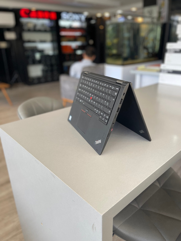 لپتاپ لنوو تینکپد X380 یوگا/i5-8300/8 GB/256 GB SSD/Intel UHD/Touch 14"