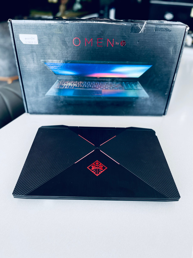 لپتاپ اچ پی گیمینگ i7-8750H/32GB/256GB SSD/8GB GTX 1070/16" FH/