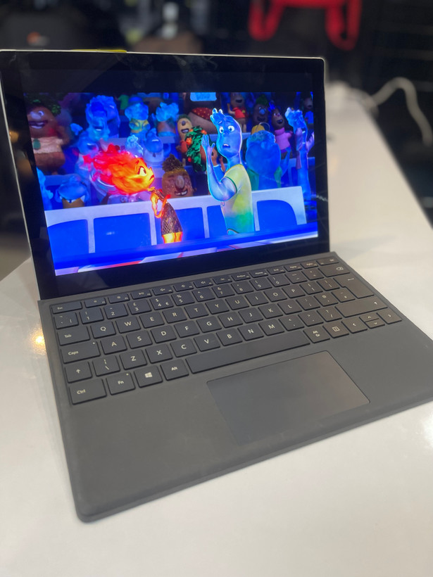 لپتاپ سرفیس ۵پرو i7-7600/16GB/512GB SSD/Intel/13" FH/