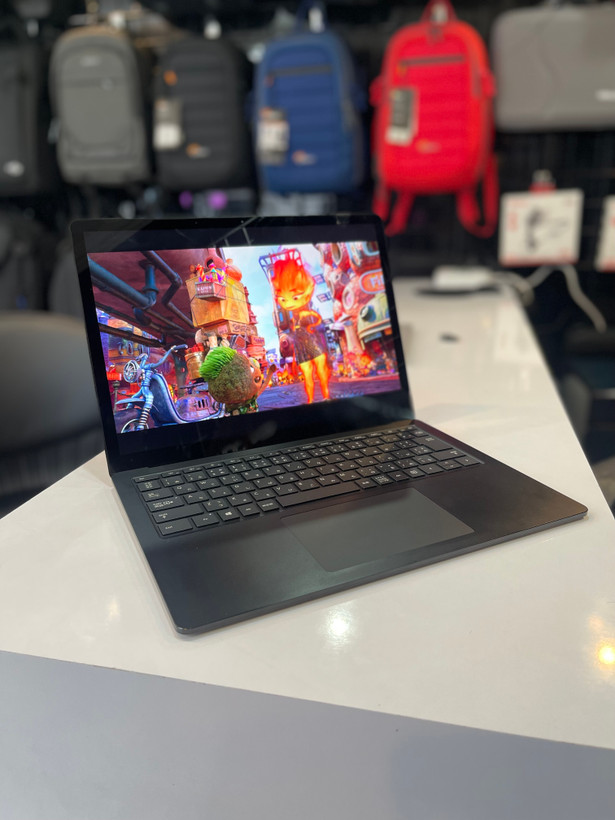 لپتاپ سرفیس۳، i5-1065/8 GB/256 SSD/Intel iris plus/14" Touch 2k