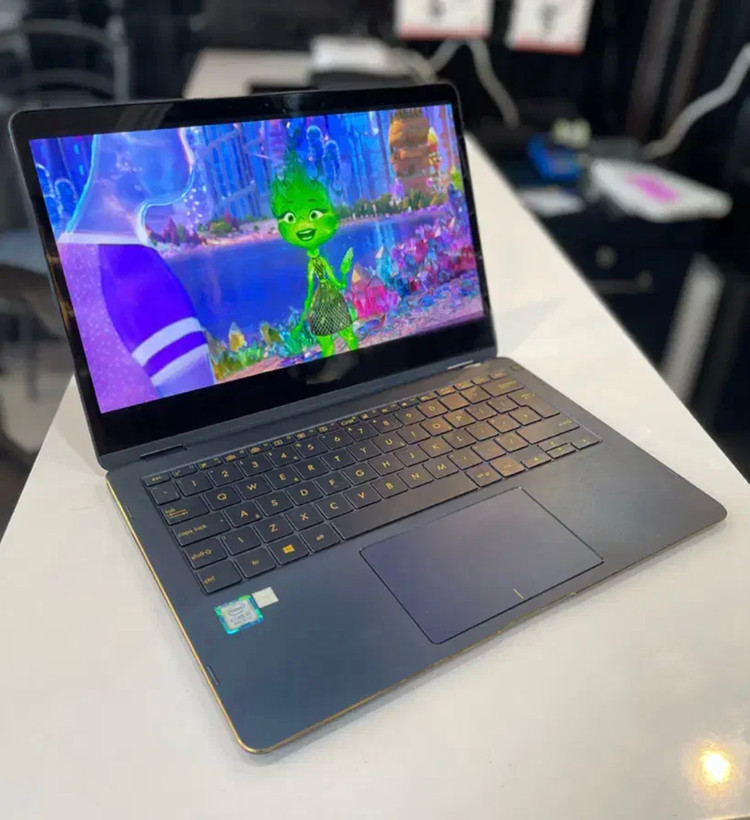 لپتاپ ایسوزUX370 لمسی i5-8/16 GB/256 SSD/intel UHD/14" ips