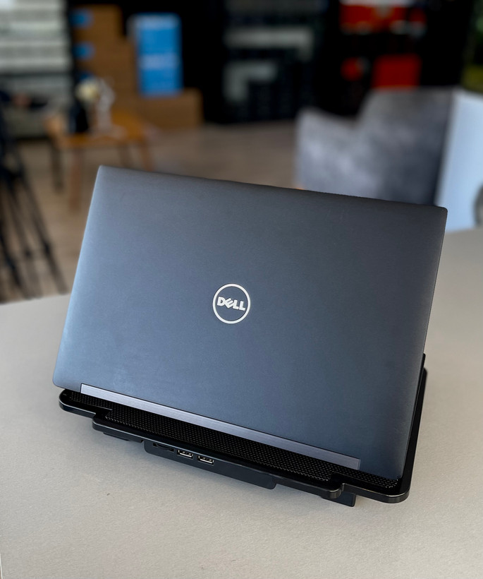 لپتاپ دل لمسی لتیتود i5-7/8 GB/256 SSD/Intel HD/14" ips