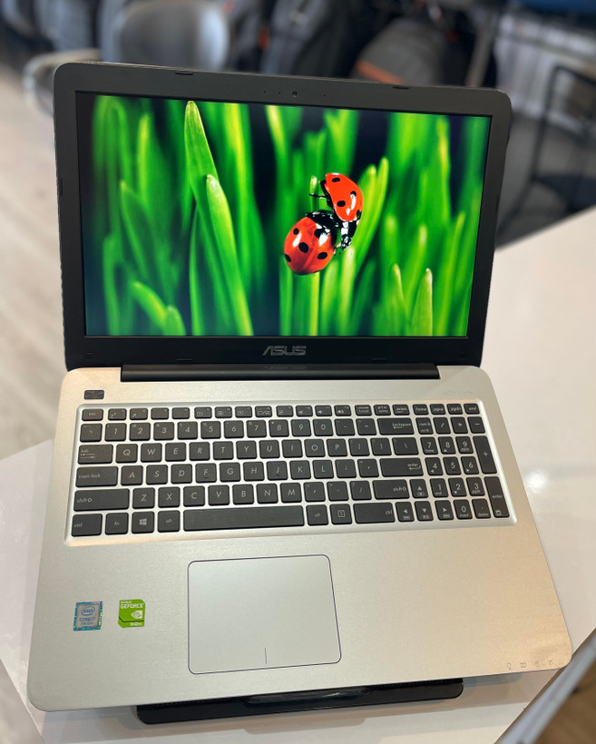 لپتاپ ایسوز ایکس۵۵۶/ i7-7/8/256/2 GB Geforce 940/16" full HD