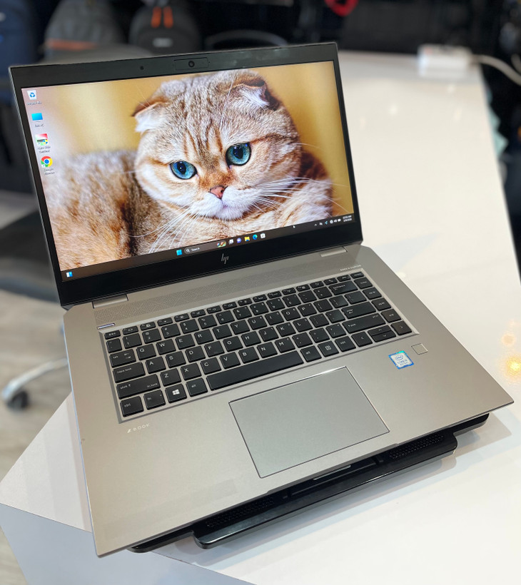 لپتاپ اچ پی زدبوک استودیو جی ۵ /i5-8 H/16 GB/512 SSD/4 GB p1000/16" ips