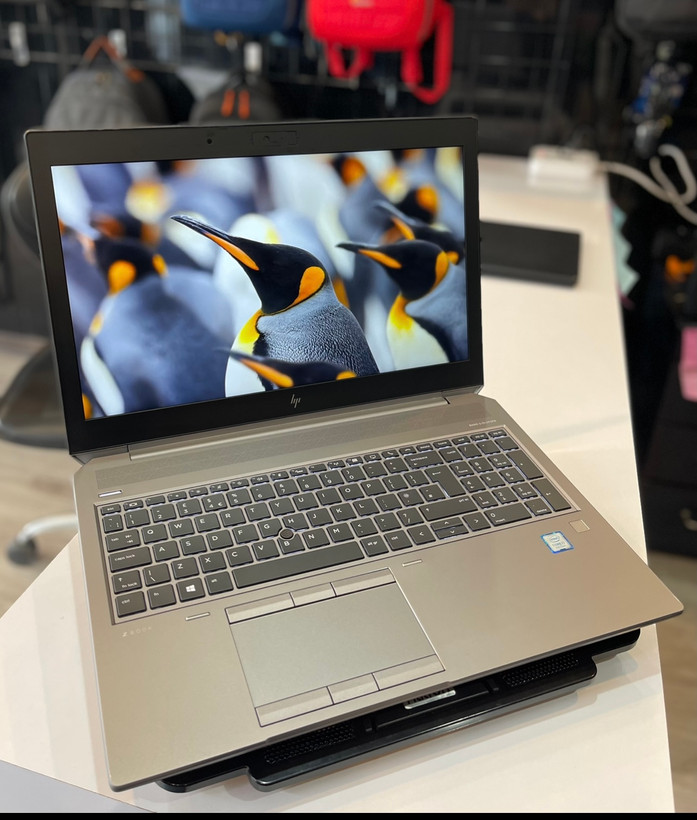 لپتاپ اچ پی زدبوک ۱۵ i7-8/16/512 SSD/4 GB Nvidia P1000/16" ips