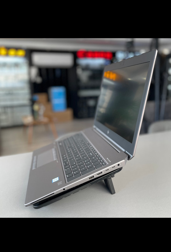 لپتاپ اچ پی زدبوک ۱۵ i7-8/16/512 SSD/4 GB Nvidia P1000/16" ips