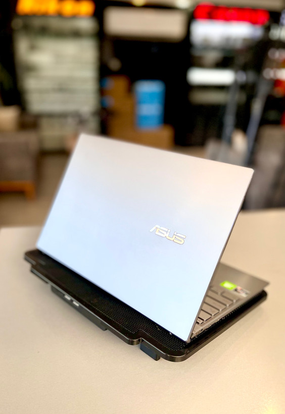 لپتاپ ایسوز زنبوک۱۴یو اکس۴۲۵/ Ryzen5-5/8/256 SSD/2 GB Geforce Mx450/16" ips