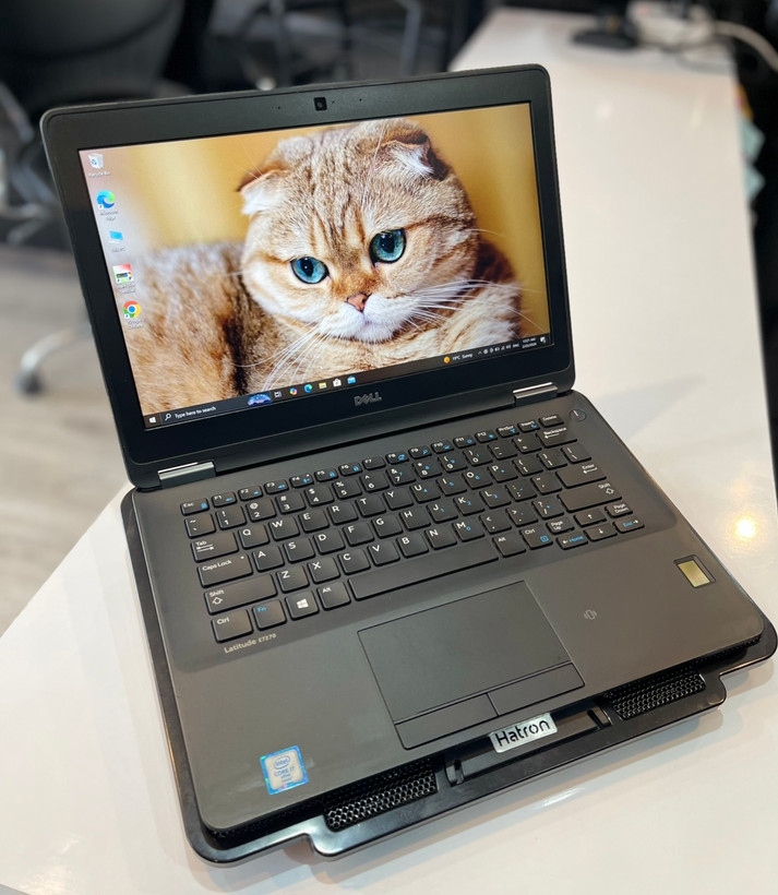 لپتاپ دل لتیتوده۷۲۷۰ i7-6/8 GB/256 SSD/Intel/14" ips