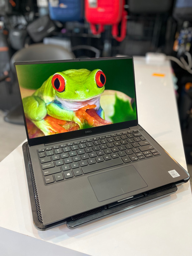 لپتاپ دل اکس پی اس۷۳۹۰/i7-10/16 GB/256 SSD/ Intel UHD/14" FH PLUS