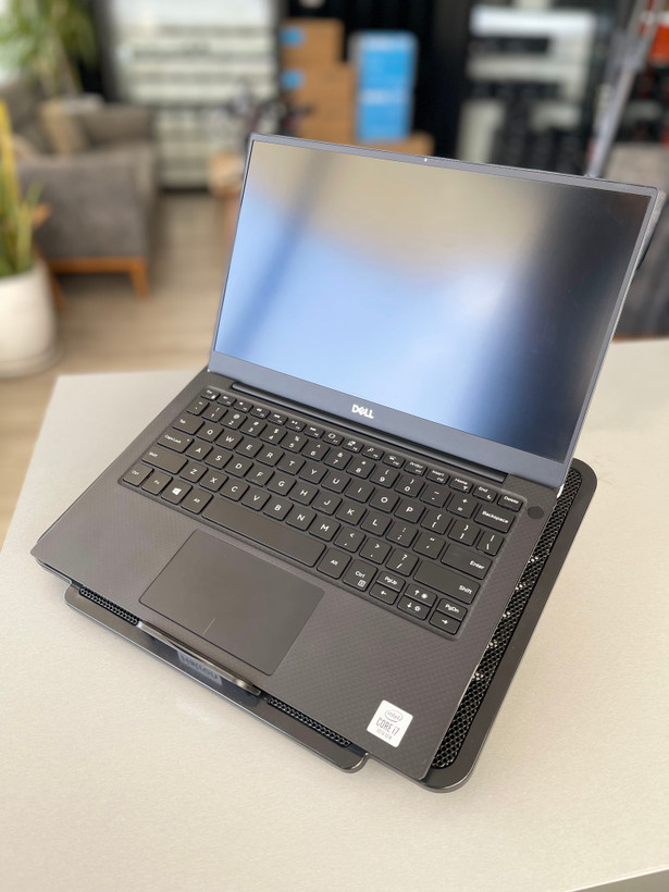 لپتاپ دل اکس پی اس۷۳۹۰/i7-10/16 GB/256 SSD/ Intel UHD/14" FH PLUS