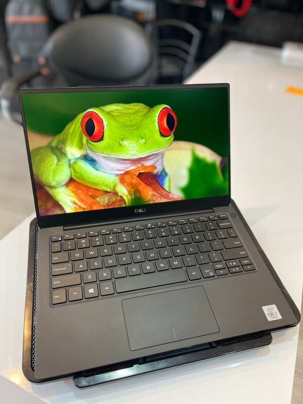 لپتاپ دل اکس پی اس۷۳۹۰/i7-10/16 GB/256 SSD/ Intel UHD/14" FH PLUS
