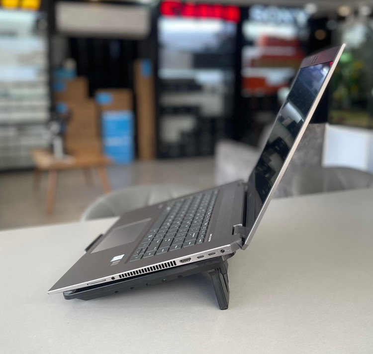لپتاپ زدبوک استودیو i7-9/16 GB/512 SSD/4 GB Nvidia Quadro P1000/16" ips