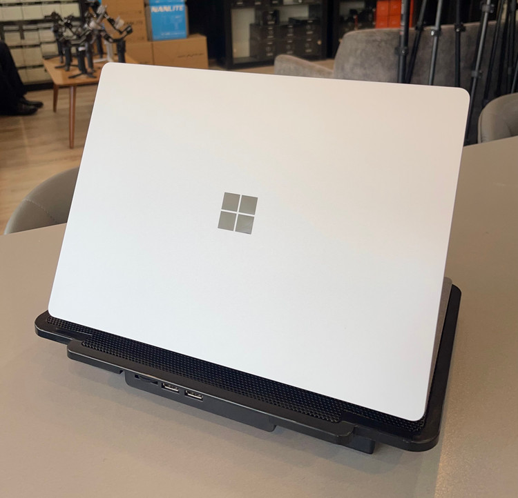لپتاپ سرفیس ۳ i5-10/16 GB/256 SSD/intel iris plus/14" 2k