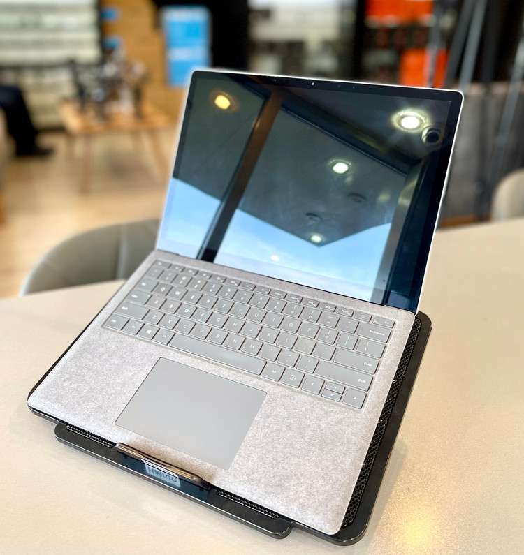 سرفیس سورفیس لپتاپ۴/ Ryzen 5/ رم ۱۶ هارد ۲۵۶ ۱۴ اینچ