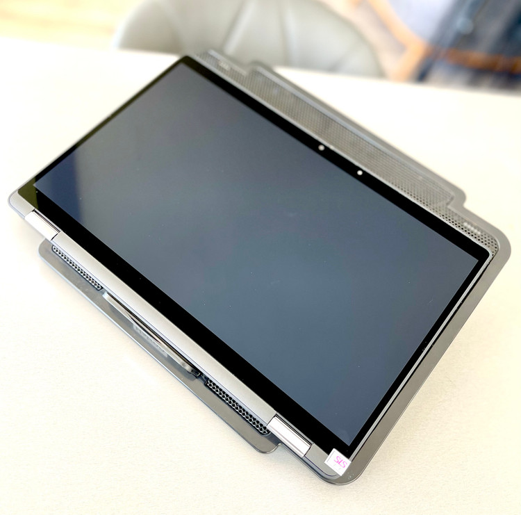 لپتاپ دل لتیتوده ۷۳۱۰/i7-10/16 GB/256 SSD/14" لمسی/Intel UHD
