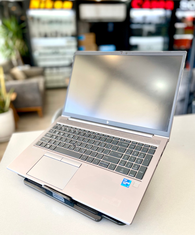 لپتاپ اچ پی زدبوک جی۸ i7-11/16 GB/512 SSD/4 GB T500/16" ips Touch
