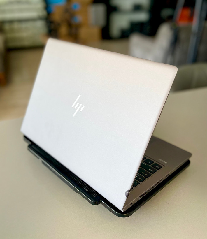 لپتاپ اچ پی زدبوک i5-8/16GB/512 SSD/4 GB Wx3200/14" ips